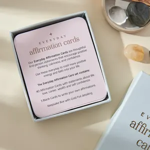 Kostenlose Probe Unique Inspirational Daily Self-Love & Confidence Affirmationen Karten mit Halter