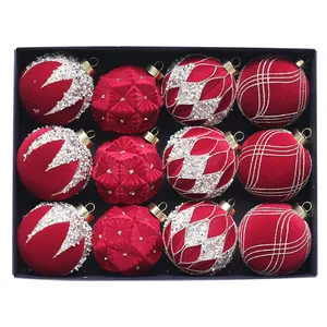 Novo design de 8cm de luxo para decoração de Natal, bola de Natal vermelha flocada, enfeites de Natal pintados à mão