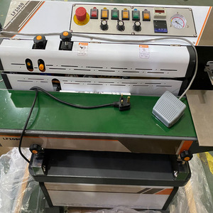 <span class=keywords><strong>Machine</strong></span> de mise <span class=keywords><strong>sous</strong></span> <span class=keywords><strong>vide</strong></span> <span class=keywords><strong>à</strong></span> gaz d'azote de haute qualité pour <span class=keywords><strong>les</strong></span> chips et <span class=keywords><strong>les</strong></span> tartes au jaune d'œuf avec impression de date - Product Image 4