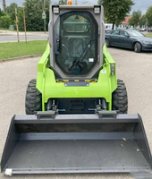 Chargeuse compacte robuste avec godet de 0,44 m³ et cabine panoramique ZS090V pour chantier, agriculture et déneigement