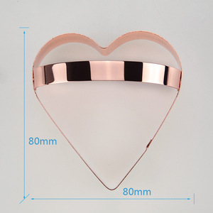 Série de Noël : Moule de cuisson et emporte-pièce pour biscuits et gâteaux en acier inoxydable plaqué cuivre, motif cœur, pour la cuisine - Product Image 3