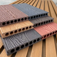 Terrasse en WPC pour l'extérieur : résistant au feu, imperméable et résistant aux intempéries, idéal pour les piscines et les patios.