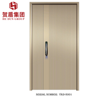 Porte d'entrée de villa de luxe en aluminium moulé, design moderne, à ouverture battante, insonorisée, pour usage extérieur, idéale pour hôtels et fermes.