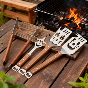 Spatule de gril en acier inoxydable avec long manche en <span class=keywords><strong>bois</strong></span> <span class=keywords><strong>pour</strong></span> fourche de barbecue en plein air <span class=keywords><strong>pince</strong></span> de <span class=keywords><strong>pelle</strong></span> <span class=keywords><strong>pour</strong></span> ensemble d'outils de grilles de charbon de <span class=keywords><strong>bois</strong></span> - Product Image 1