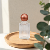 Bouteilles en verre carrées vides avec bouchon en bois pour parfum, huile essentielle, diffuseur de voiture, décoration d'intérieur aromatique