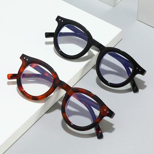 Lunettes de soleil rétro nouvelle mode photographie de rue unisexe lunettes noires lunettes de soleil de luxe clous de riz - Product Image 3