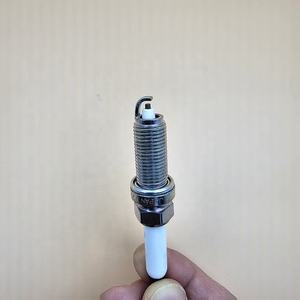 Bujía de Alto Rendimiento LD7RTA VR8SEW LZKAR7A (6799) 8200322273 12VR-8S EXE20HR-U9, Piezas de Motor para Automóviles - Product Image 2