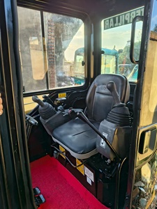 Mini-excavatrice d'occasion haute performance et économique de 3,5 tonnes, modèle Cat 303.5e, avec peu d'heures de fonctionnement, en stock. - Product Image 6