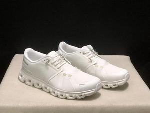 Scarpe Sportive Traspiranti Stile Clouds 6 per <span class=keywords><strong>Uomo</strong></span> e <span class=keywords><strong>Donna</strong></span>, Sneakers Casual alla Moda per Palestra e Passeggio - Product Image 4