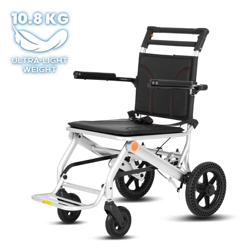 Sedia a rotelle portatile da trasporto in alluminio con freno a mano compatta sedia a rotelle da viaggio ultraleggera semplice per adulti e bambini