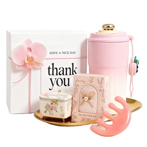 Vaso Térmico Degradado Rosa y Set de Regalo de Agradecimiento con Masajeador de Cuero Cabelludo para Clientes de Uñas y Cabello, Regalos de Bienvenida - Product Image 1