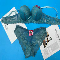 Ensemble Soutien-Gorge et Culotte Femme 2 Pièces Sexy Grande Taille en Dentelle Florale, Modèle CG069, Tailles 38-46, Personnalisable