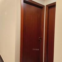 Foshan Fabrikant Directe Verkoop Moderne Afgewerkte Massief Houten Binnendeur met Bakvernis, Maatwerk voor Appartementen en Villa's