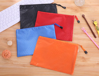 Carpeta de Almacenamiento con Cierre, Impermeable, de Poliéster con Diseño de Panal, Tamaños A4/B5/A5/A6, Colores en Stock, MOQ 50 Piezas, Venta al Por Mayor, Personalizable OEM