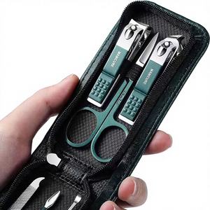 Juego de 6 Tijeras para Uñas de Acero Inoxidable de Alta Gama con Apertura de Mandíbula Ancha, Cortaúñas Especiales para Hombres y Mujeres - Product Image 1