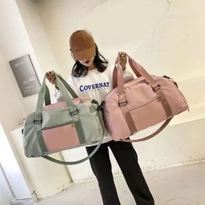 Sac de voyage en polyester Oxford imperméable tout usage avec grande capacité - Sac de sport unisexe pour les activités de plein air et de gym - Product Image 4