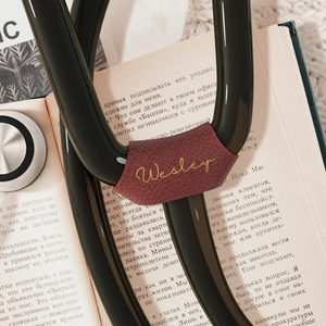 Stetoskop personalisasi nama <span class=keywords><strong>Tag</strong></span> pesona Portable PU kulit Custom LOGO stetoskop ID <span class=keywords><strong>Tag</strong></span> - Product Image 4