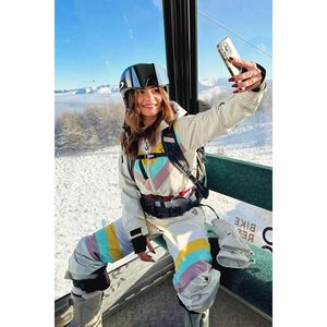Combinaison de ski personnalisée pour femme, une pièce, imperméable 15K, respirante 10K, isolée, imprimé numérique color block - Product Image 4