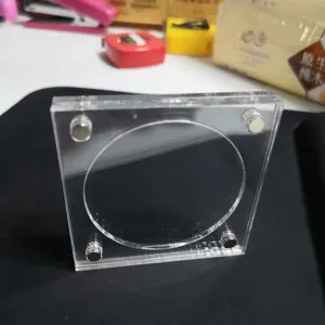 带支架的透明亚克力磁性硬币/扑克芯片展示盒支架