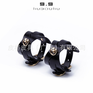 Combinaisons en cuir sexy, menottes pour femmes, colliers, outils de retenue, jouets érotiques pour adultes, vente en gros sur mesure. - Product Image 4