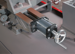 Sierra de Cinta para Corte de <span class=keywords><strong>Metal</strong></span> Horizontal Automática <span class=keywords><strong>Industrial</strong></span> de Alta Precisión con Engranaje Mecánico - Product Image 4