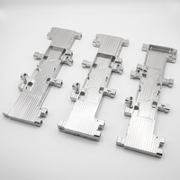 Plaque de refroidissement liquide en aluminium usinée CNC sur mesure OEM, bloc d'eau, dissipateur thermique, radiateur pour la gestion thermique des GPU et CPU des serveurs IA