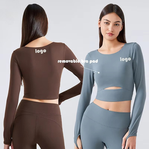 เสื้อออกกำลังกายแขนยาวทรงเข้ารูปสำหรับผู้หญิง สีสันใหม่รับฤดูใบไม้ร่วง พร้อมแผ่นรองถ้วยแบบถอดได้ มีรูสำหรับนิ้วโป้ง เหมาะสำหรับวิ่ง โยคะ พิลาทิส และออกกำลังกายทั่วไป - Product Image 4