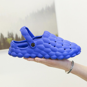 Zuecos Clásicos Baratos, Sandalias de Moda con Burbujas, Unisex, para Verano, para Hombre y Mujer, Sandalias Suaves y Cómodas de Lichi - Product Image 1