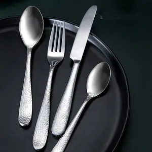 批发不锈钢餐具勺子和叉子套装定制颜色可接受勺子蛋糕刀24支餐具