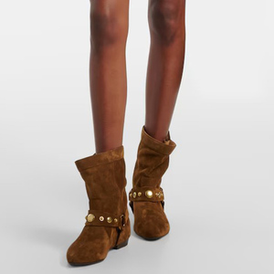 Botines Planos Personalizados para Mujer con Hebilla, Puntera Puntiaguda, Remaches Metálicos y Ante - Product Image 6