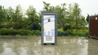 Toilettes nouvellement préfabriquées Toilettes portables Salles de bains préfabriquées Chantier de construction Toilettes mobiles à faible coût