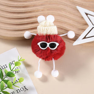 Pour <span class=keywords><strong>Amazon</strong></span> transfrontalière INS petite boule de charbon poupée sac accessoires lapin fourrure lunettes de soleil elfe pendentif en peluche porte-clés Stock pour - Product Image 4