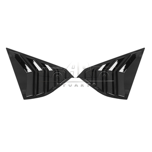 Copertura per Finestrino Posteriore Auto in Plastica Nera Lucida, Accessorio Decorativo per Suzuki Fronx 2023+ - Product Image 3