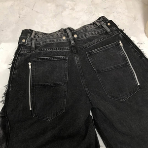 DiZNEW Design hybride jupe-pantalon Panneau superposé détachable Transformation instantanée du style Ensemble de jeans pour hommes Fabricant de jeans - Product Image 3