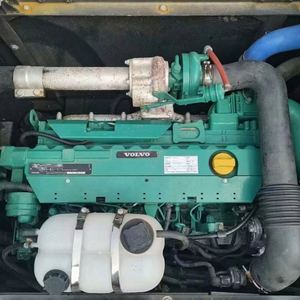 Excavatrice Volvo EC210 d'occasion de taille moyenne, 20 tonnes, avec boîte de vitesses, certifiée CE EPA, équipement lourd, moteur, brise-roche Kohler, ripper – Vente chaude - Product Image 6
