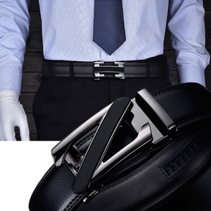 क्रिसमस दिवस के लिए पट्टिका बकल 38 मिमी चौड़ाई के साथ पुरुष पोशाक - Product Image 2