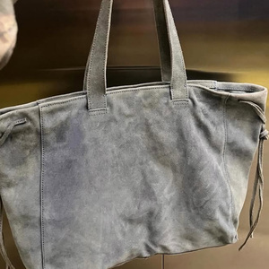 Sac à main ouvert en daim vintage avec impression DTG intégrale, grande capacité, décontracté, pour extérieur et bureau, personnalisable avec logo privé et décoration métallique - Product Image 4
