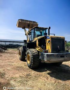 Chargeur sur pneus SEM 655D 5 tonnes en état d'occasion SEM XG955H Payloader fabriqué en 2020 - Product Image 3