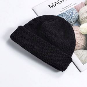 Casquette d'hiver unisexe personnalisée avec logo brodé, de haute qualité, tricotée, couleur unie, chaude, pour femme et homme, bonnet en acrylique uni, bonnet d'extérieur - Product Image 6