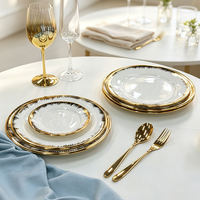 Assiette de présentation moderne en porcelaine à bord doré, idéale pour la maison, l'hôtel, les mariages et les restaurants, qualité alimentaire