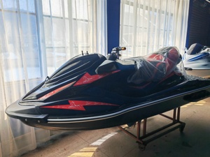<strong>Affordable</strong> High Quality 1300ccc 4-Stroke Engine Fiberglass Yamaha Style Jet Ski Boat China Factory <strong>Personal</strong> <strong>Watercraft</strong> - Product Image 3