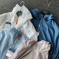 Veste à capuche pour homme, ultra-légère, perforée au laser, protection solaire, respirante, élastique, coupe-vent décontracté