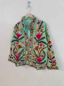 Veste Suzani en coton faite à la main, style bohème, brodée, tribale, vintage, style ouzbek, vêtement d'extérieur pour festival - Product Image 5