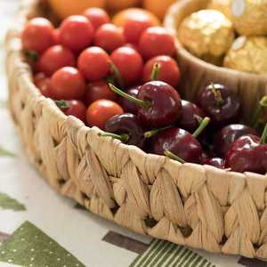 Handmade Water Hyacinth Woven Storage Basket Portable Round Tray Natural Decorative Organizer for Kitchen Living Room - Product Image 2
