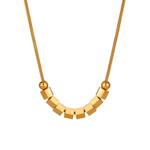 Colar de Corrente de Cobra em Aço Inoxidável Banhado a Ouro 18K com Pingente de Cubo Minimalista para Mulheres - Product Image 4