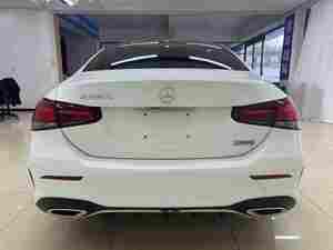 Mercedes-Benz <span class=keywords><strong>Classe</strong></span> <span class=keywords><strong>A</strong></span> 2022 A180 L Sport Berline 1.3T 136 ch Voiture d'<span class=keywords><strong>occasion</strong></span> de Chine en bon état <span class=keywords><strong>Essence</strong></span> Automobile en promotion - Product Image 4