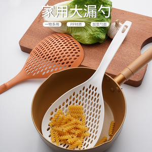 Household Strainer For Noodles Dumplings Wontons Glutinous Rice Balls Long Handle 201 Stainless Steel - Product Image 1