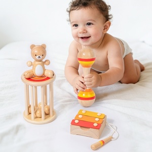 ชุดของเล่นดนตรีไม้สำหรับเด็ก ประกอบด้วยกลองมารากัสหลากสี ไซโลโฟน และของเล่นเขย่ามือไม้ ช่วยเสริมพัฒนาการทางการได้ยิน - Product Image 3