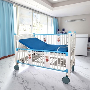 Cama de Hospital Pediátrica Portátil de Metal Ajustable con Asistencia de Gas, con Barandillas Desmontables e Infusión para Centros Diurnos - Product Image 3