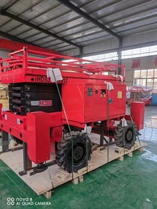Plateforme élévatrice mobile électrique autopropulsée à ciseaux hydrauliques, nacelle élévatrice <span class=keywords><strong>tout</strong></span>-<span class=keywords><strong>terrain</strong></span>, échafaudage - Product Image 4